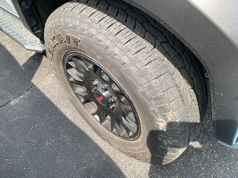 Used 2025 Toyota 4Runner TRD Off-Road Premium w/ Tow Technology Package image 8