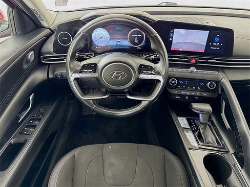 Certified 2023 Hyundai Elantra SEL w/ Convenience Package image 36