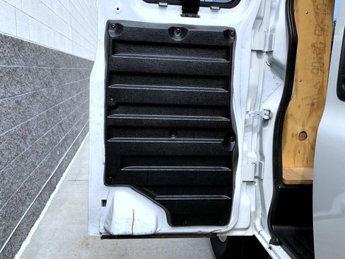 Used 2021 Chevrolet Express 2500 w/ Driver Convenience Package RWD image 18