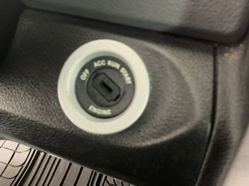 Used 2014 RAM 1500 Express image 24