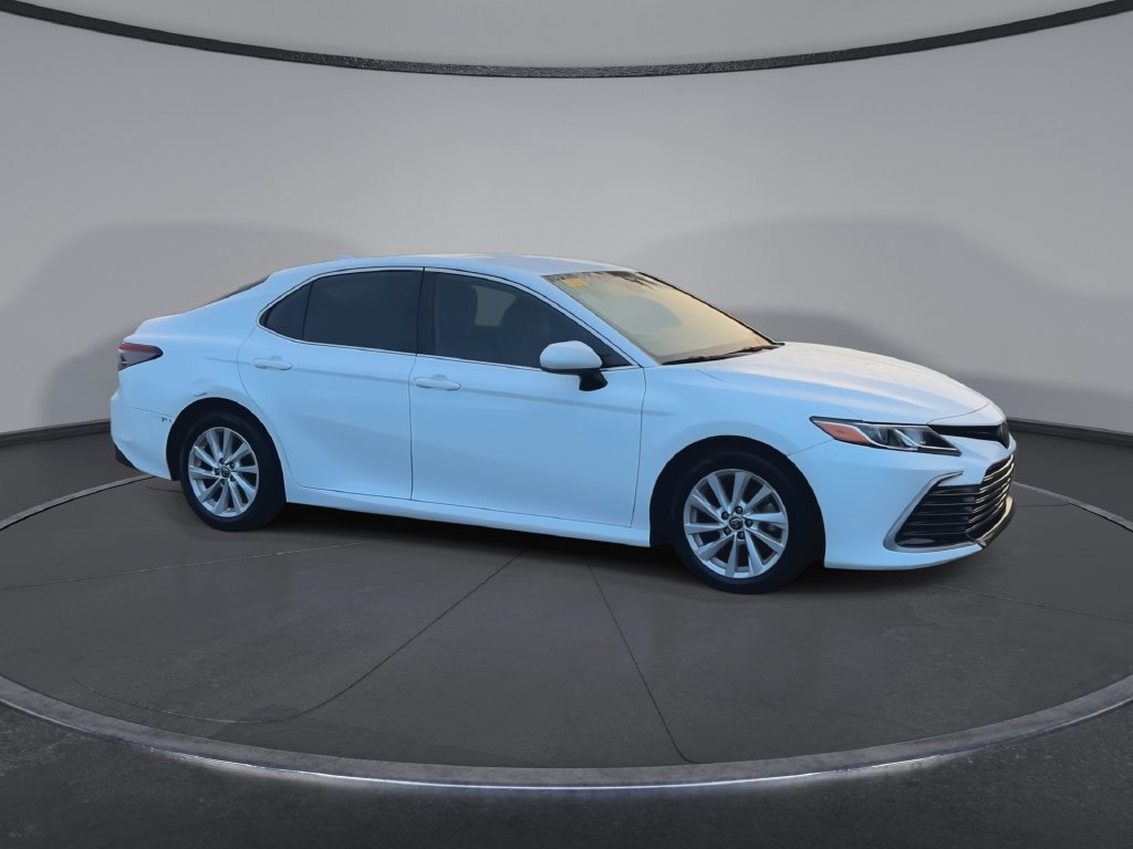 Used 2023 Toyota Camry LE FWD image 2
