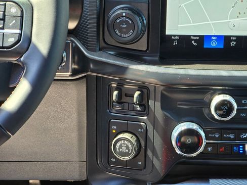 Used 2025 Ford F150 Raptor AWD/4WD image 19