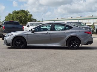 Used 2025 Toyota Camry SE FWD video 2
