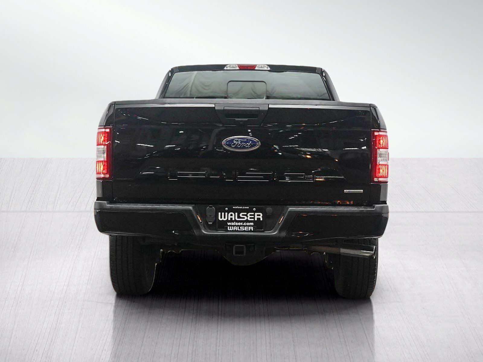 Used 2019 Ford F150 XLT w/ Equipment Group 302A Luxury AWD/4WD image 4