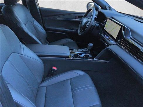 Used 2025 Toyota Camry XSE image 23