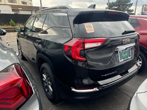 Certified 2024 GMC Terrain SLT AWD/4WD image 4