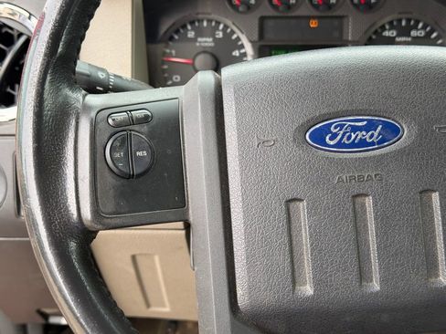 Used 2010 Ford F250 XL AWD/4WD image 15