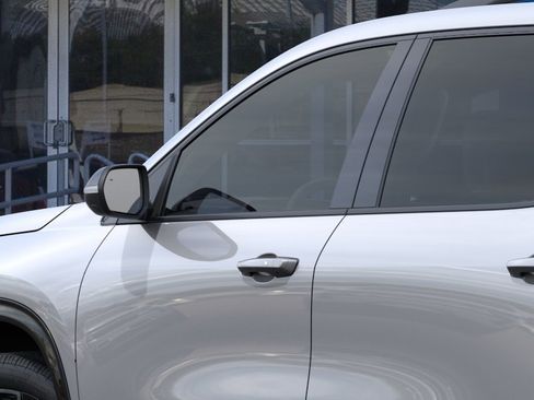 New 2026 Chevrolet Traverse RS w/ LPO, Cargo Package FWD image 12