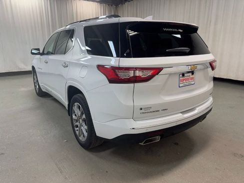 Used 2021 Chevrolet Traverse Premier image 6