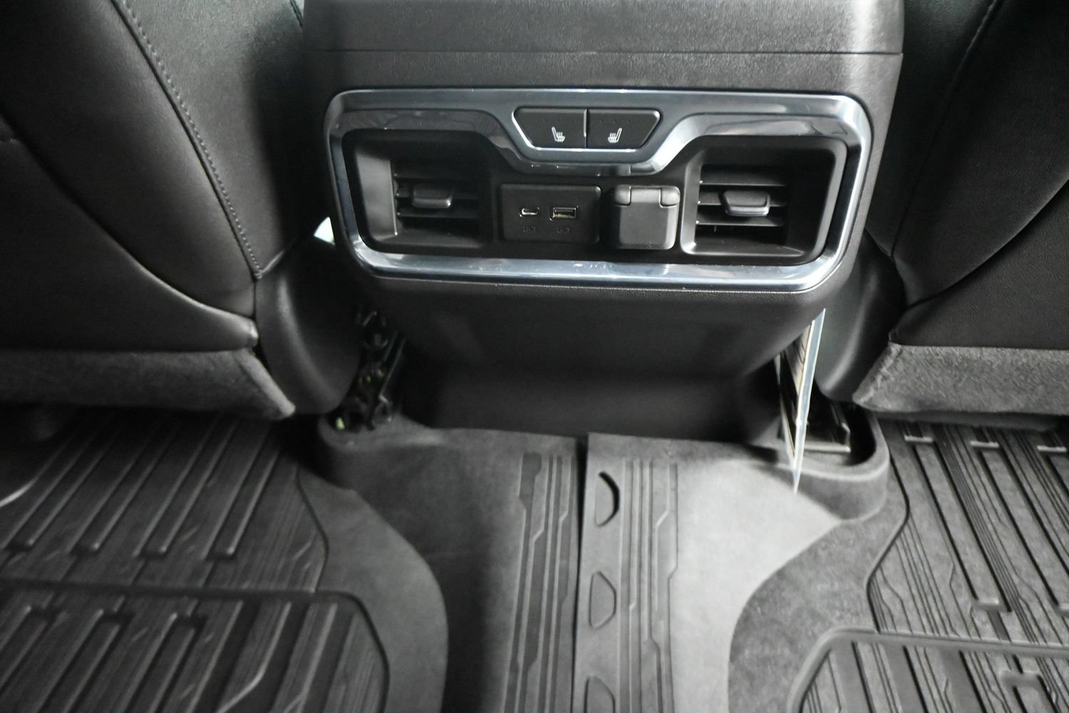 Used 2019 GMC Sierra 1500 SLT RWD image 16