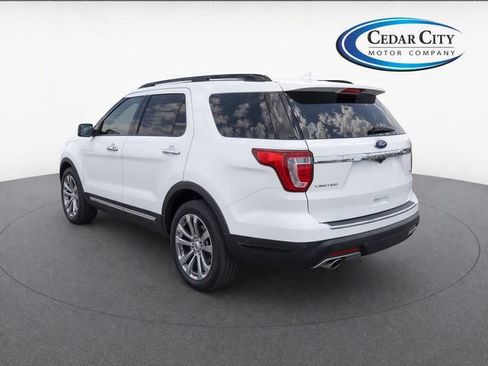 Used 2019 Ford Explorer Limited w/ Ford Safe & Smart Package AWD/4WD image 3