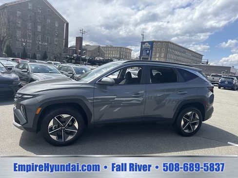 Used 2025 Hyundai Tucson SEL AWD/4WD image 10