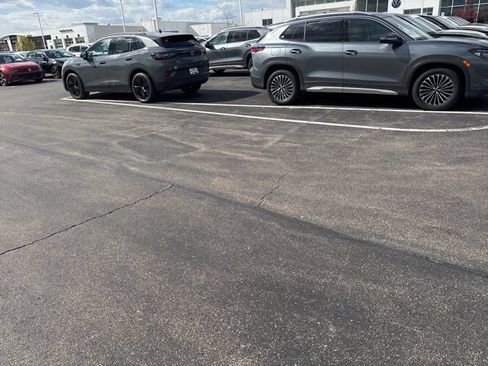 New 2026 Volkswagen Tiguan SE AWD/4WD image 6