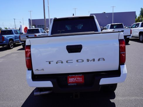 New 2026 Toyota Tacoma SR5 AWD/4WD image 11