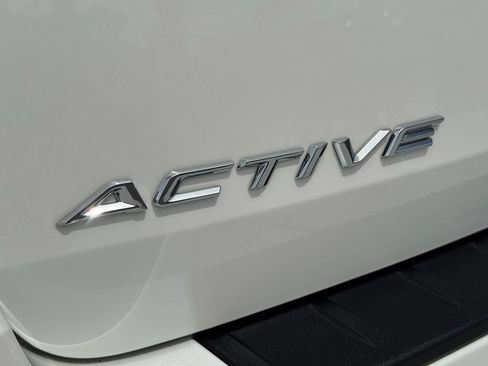 Used 2025 Ford Explorer Active w/ Active Comfort Package AWD/4WD image 14