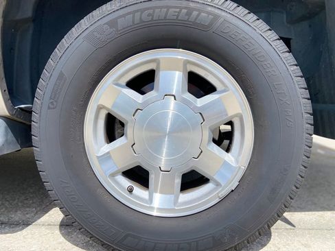 Used 2004 GMC Yukon XL SLT w/ Preferred Equipment Group RWD image 10