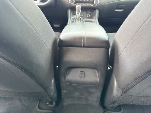 Used 2022 Nissan Sentra SV image 28