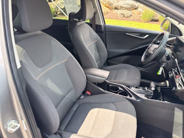 Used 2023 Kia Niro LX FWD image 21