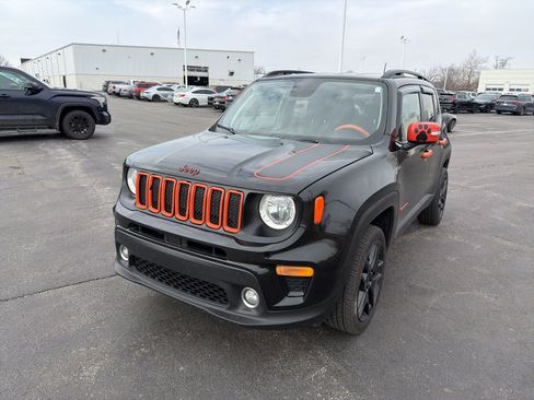 Used 2020 Jeep Renegade Latitude image 2