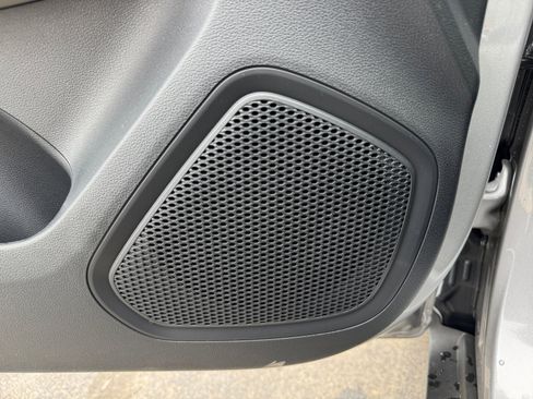 New 2026 Hyundai Venue SEL FWD image 19