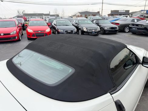 Used 2014 Nissan 370Z Touring w/ Sport Package RWD image 34