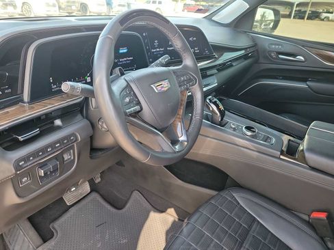 Used 2024 Cadillac Escalade Sport Platinum AWD/4WD image 10