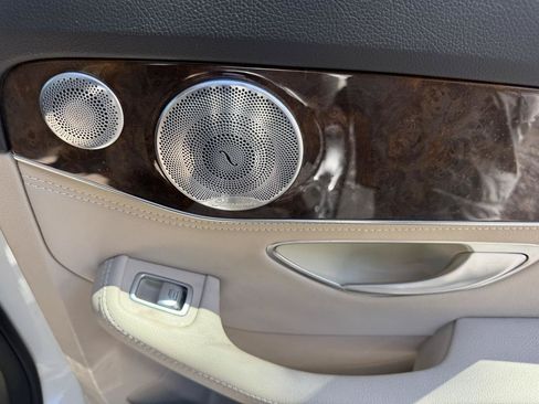 Used 2015 Mercedes-Benz C 300 4MATIC Sedan image 40