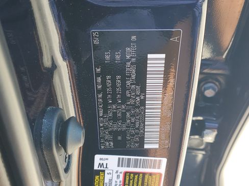 Used 2025 Toyota Highlander XLE FWD image 26