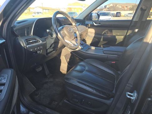 Used 2021 Hyundai Palisade Limited image 3