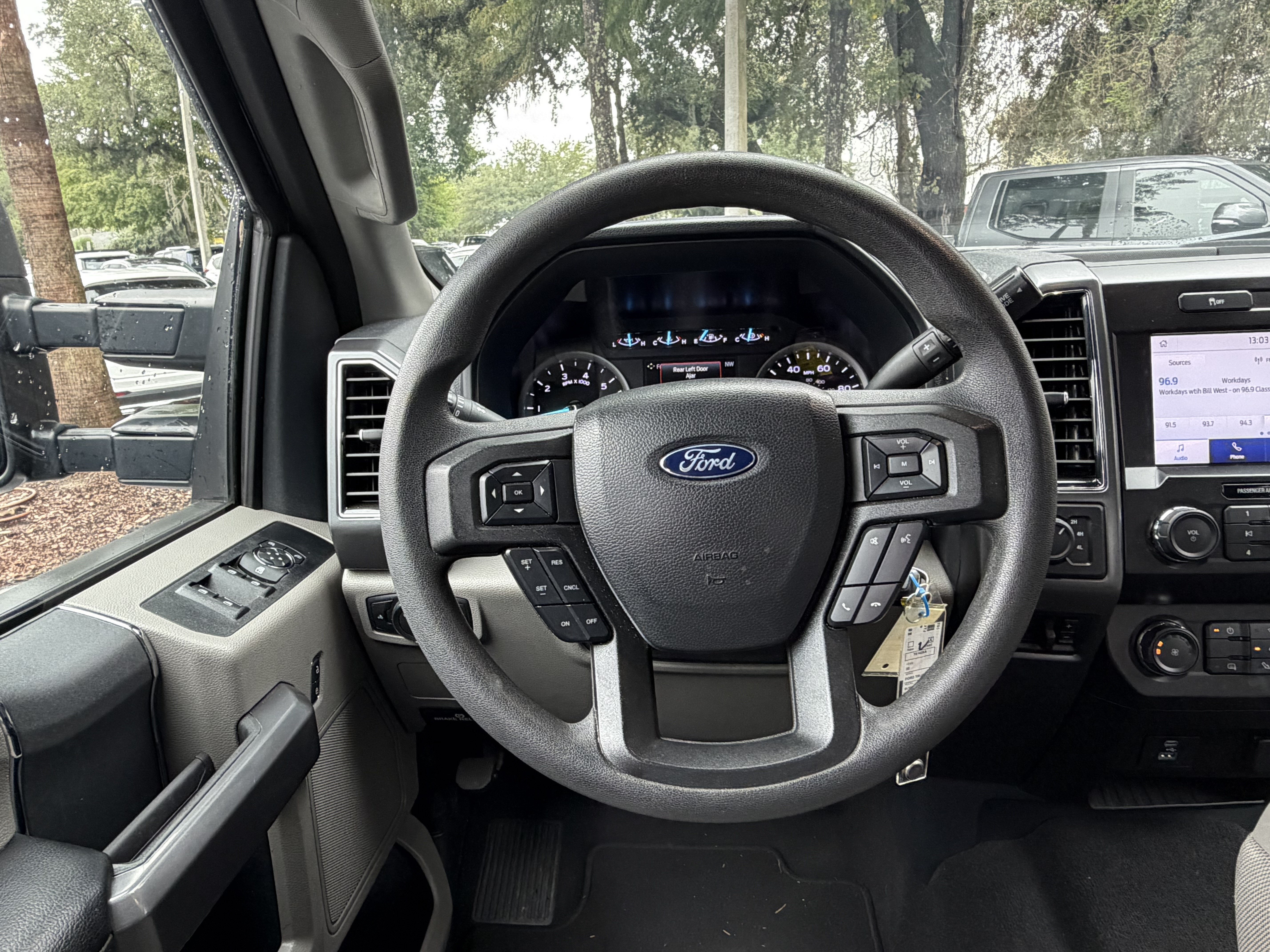 Used 2022 Ford F250 4x4 Crew Cab Super Duty image 33