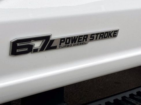 Used 2024 Ford F550 4x4 Regular Cab Super Duty image 32