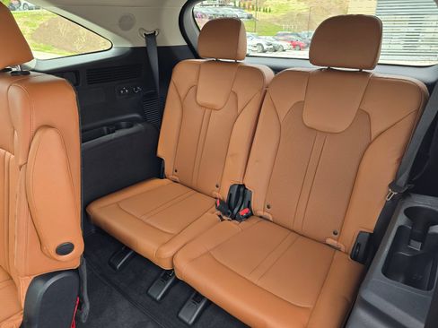 Used 2023 Kia Sorento SX Prestige image 10