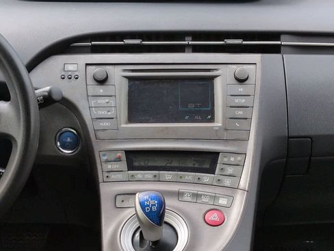 Used 2012 Toyota Prius Two FWD image 17