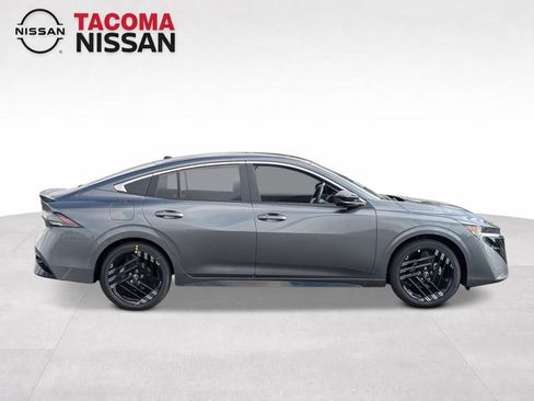 New 2026 Nissan Sentra SR image 6