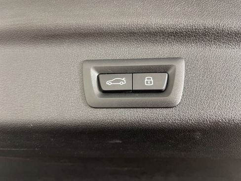 Used 2024 BMW X1 xDrive28i w/ Premium Package image 11