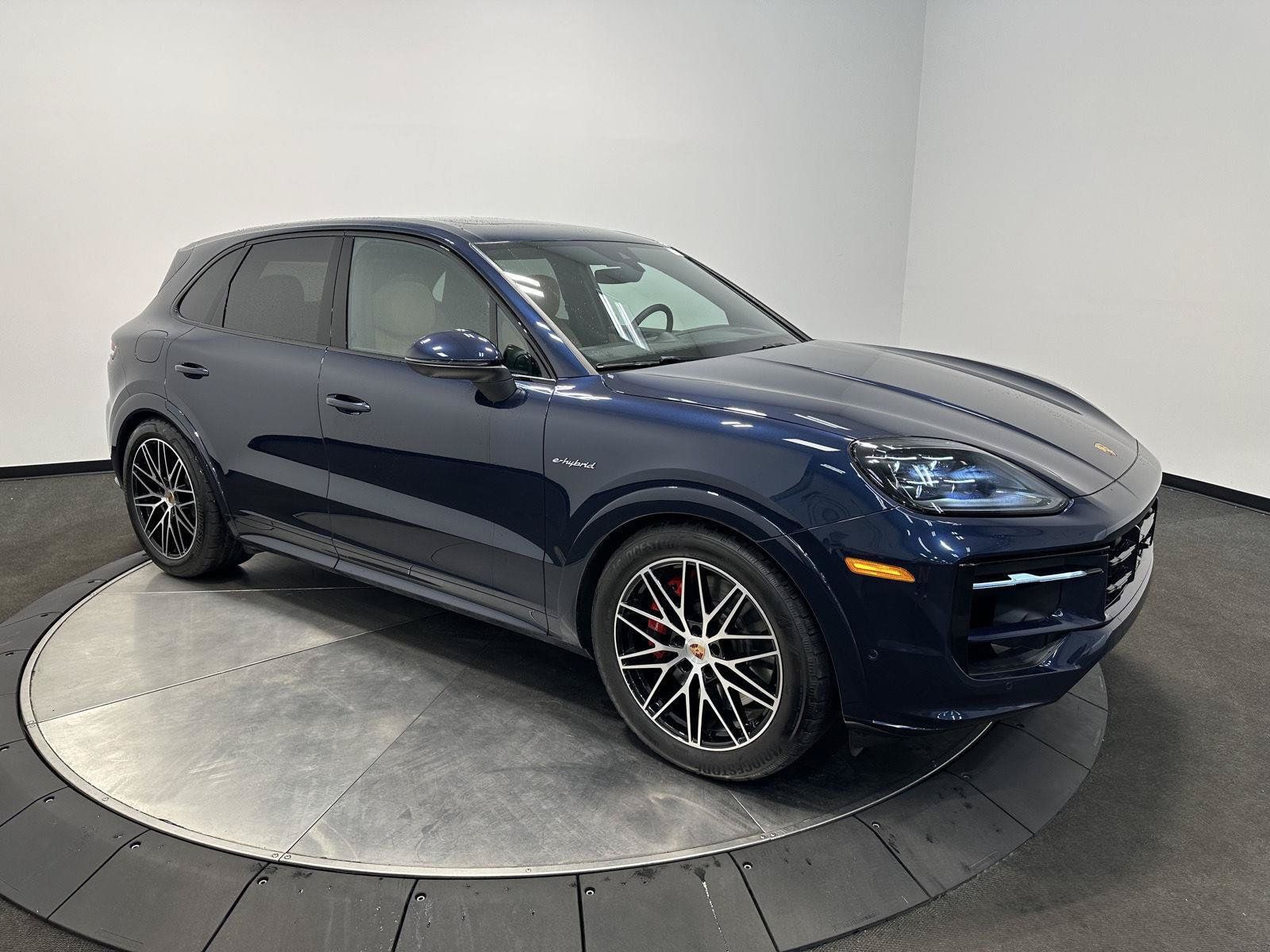 Certified 2026 Porsche Cayenne S AWD/4WD image 8
