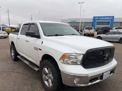 Used 2017 RAM 1500 Big Horn image 2