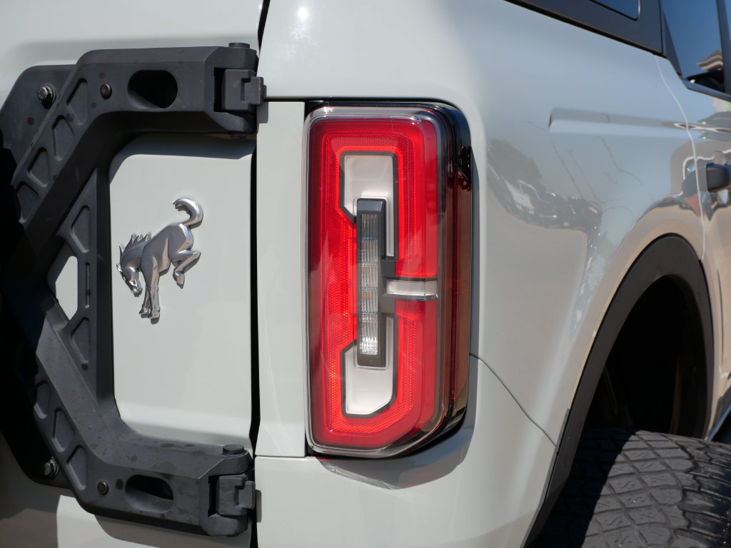 Used 2022 Ford Bronco Badlands AWD/4WD image 11