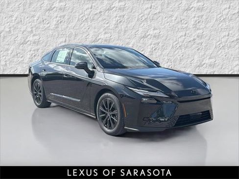New 2026 Lexus ES 350h AWD w/ Cold Area Package image 1