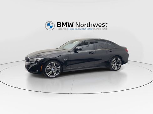 Used 2023 BMW 330e w/ Premium Package RWD image 10