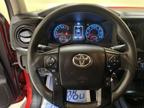 Used 2022 Toyota Tacoma SR w/ SR Convenience Package RWD image 10