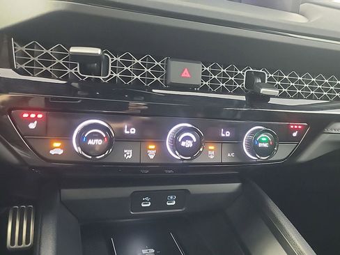 Certified 2025 Honda Accord Sport image 31