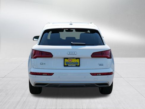 Used 2018 Audi Q5 2.0T Premium Plus w/ Premium Plus Package AWD/4WD image 6