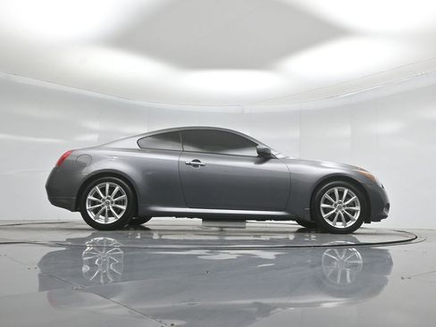 Used 2013 INFINITI G37 Journey w/ Premium Pkg RWD image 40