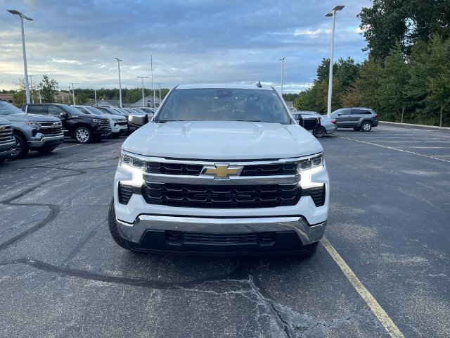 Used 2024 Chevrolet Silverado 1500 LT AWD/4WD image 30