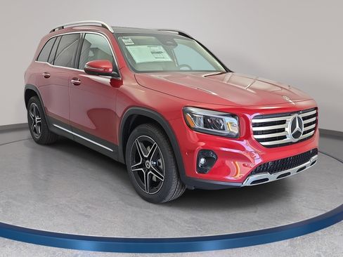 New 2026 Mercedes-Benz GLB 250 image 3