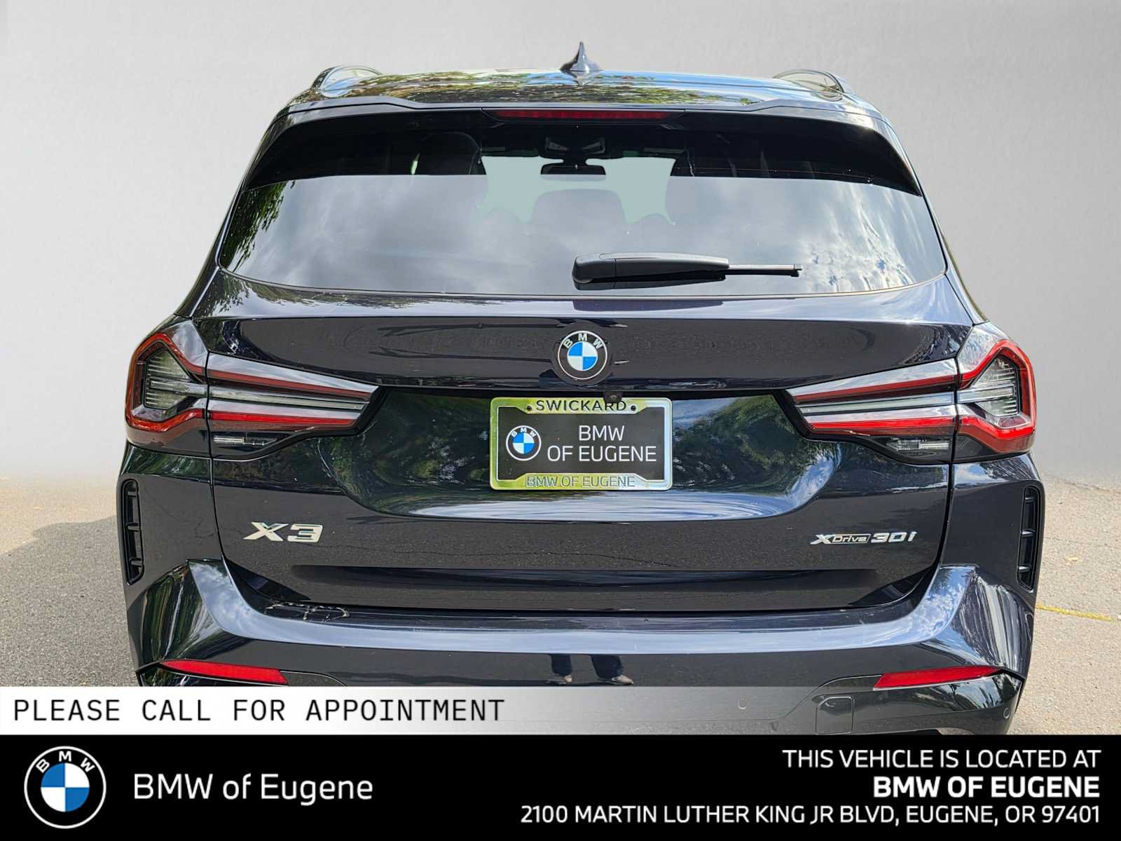 Used 2024 BMW X3 xDrive30i w/ Premium Package AWD/4WD image 4