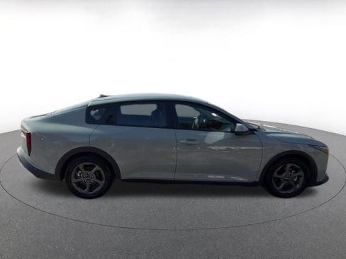Used 2025 Kia K4 FWD image 16
