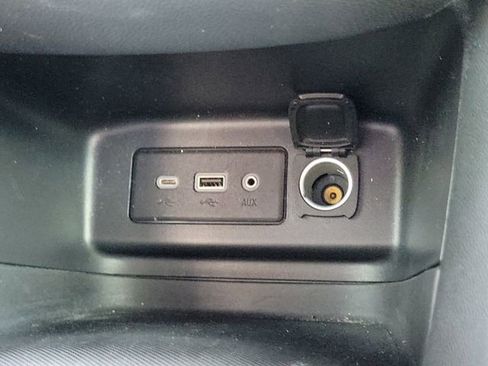 Certified 2024 Chevrolet Equinox LT image 34