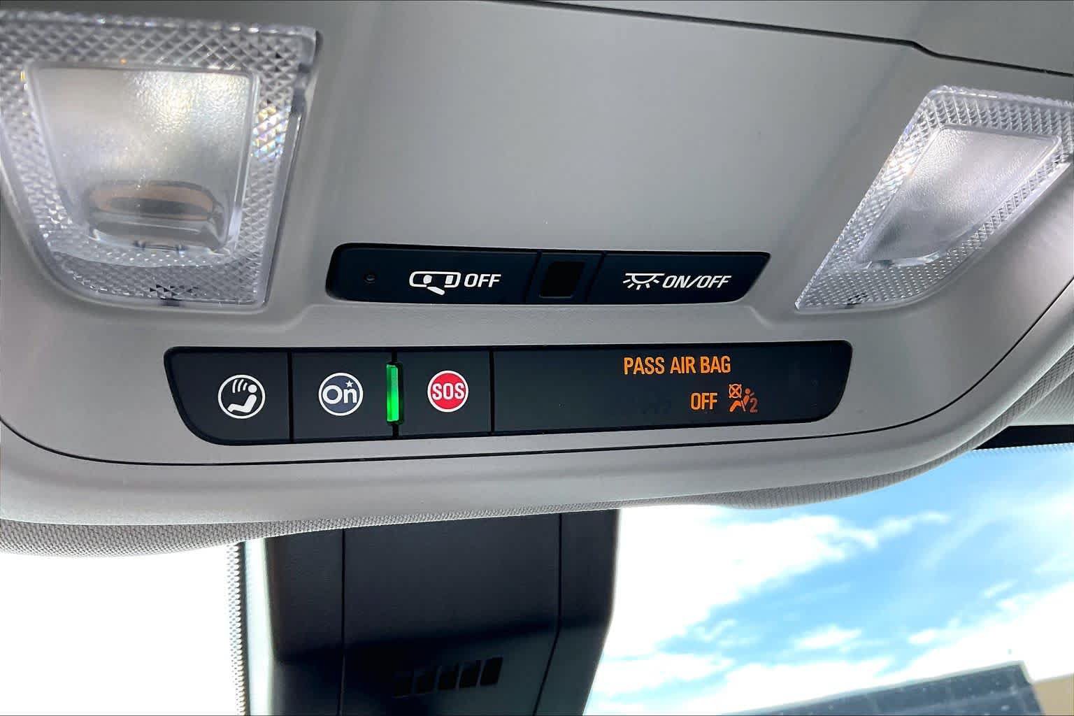 Used 2022 GMC Terrain SLE w/ Driver Convenience Package FWD image 32